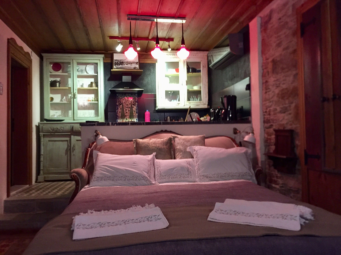 Bedroom 4, Terrace Houses Sirince - Fig, Olive Clockmakers and Grapevine, Selçuk