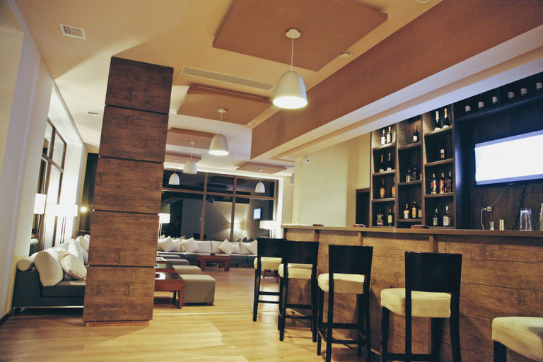 Food & Drinks 5, Tskaltubo Plaza, Tskaltubo