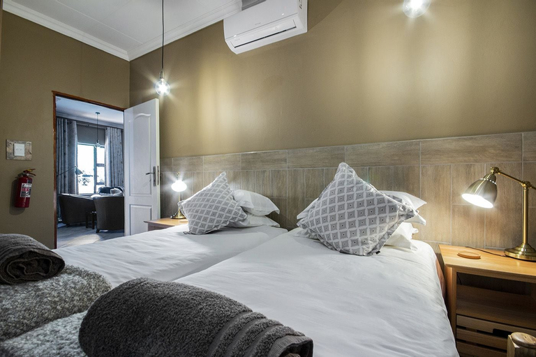 Bedroom 26