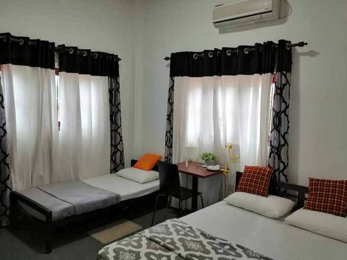Bedroom 3, House Of Seya, Katana