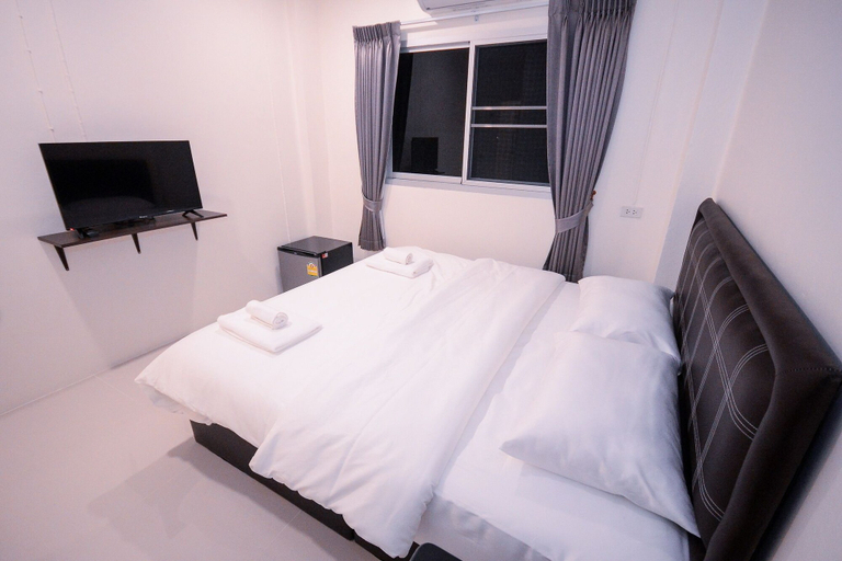 Bedroom 3, U-need Guesthouse, Phra Nakhon