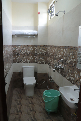 Bathroom 3, Royal Zayka Hotel & Restaurant, Ajmer