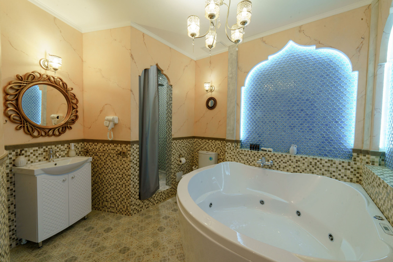 Bathroom 4, Hotel Vitamin, Krasnodar gorsovet