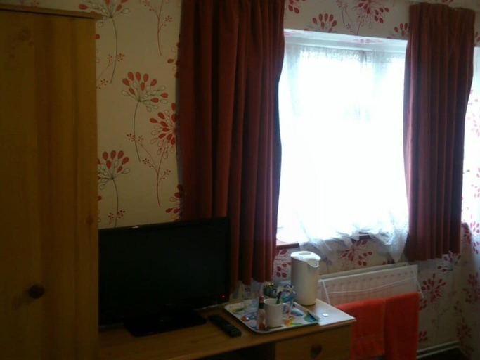 Others 4, The Lodge Guesthouse, Medway