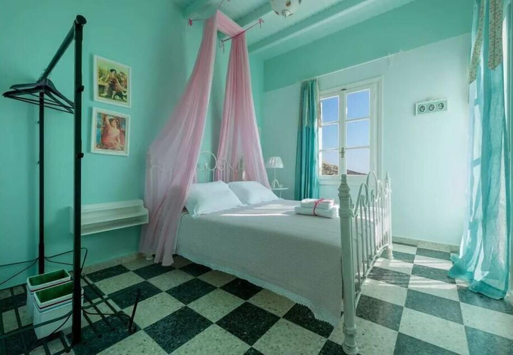Bedroom 4, Kimolia Gi Studios, South Aegean