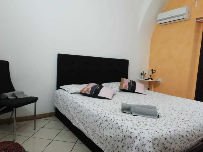 Bedroom 4, B&B Garibaldi Catania, Catania