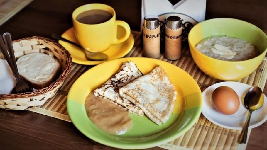 Food & Drinks, Bolshoj Kazachij Hostel, Sankt-Peterburg gorsovet