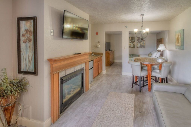 Others 5, Accommodation By Willow Brook Lodge, Sevier