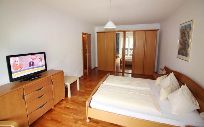 Bedroom 3, Pension St. Leonhard, Sankt Johann im Pongau