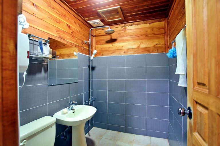 Bathroom 3, Windmill & Sea Pension, Jeju