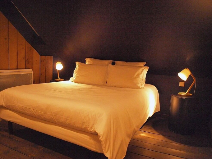 Bedroom 2, Nuit en Ville, Nord