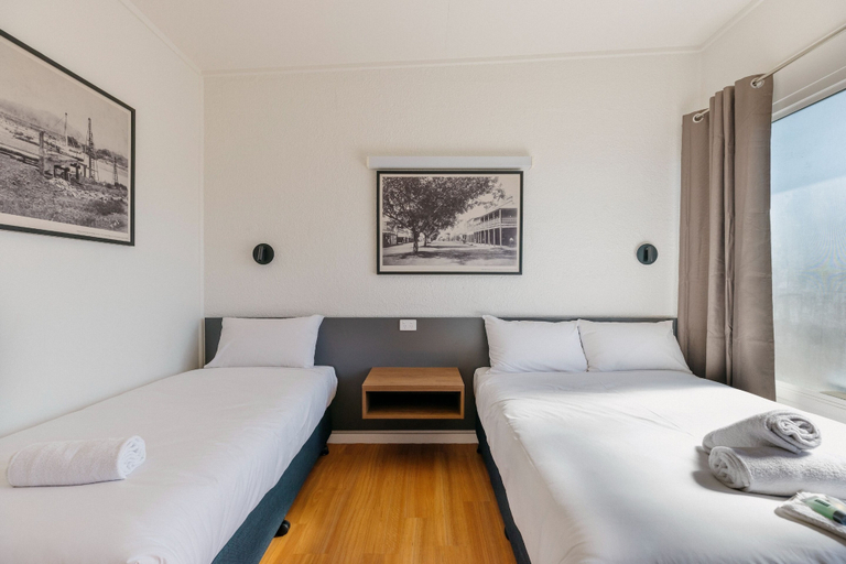Bedroom 2, Boomerang Motor Hotel, Mackay - Pt A
