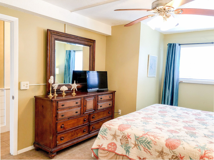 Bedroom 3, Summit Beach Resort by H2O VR, Bay