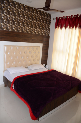 Bedroom 5, Hotel Robin, Amritsar