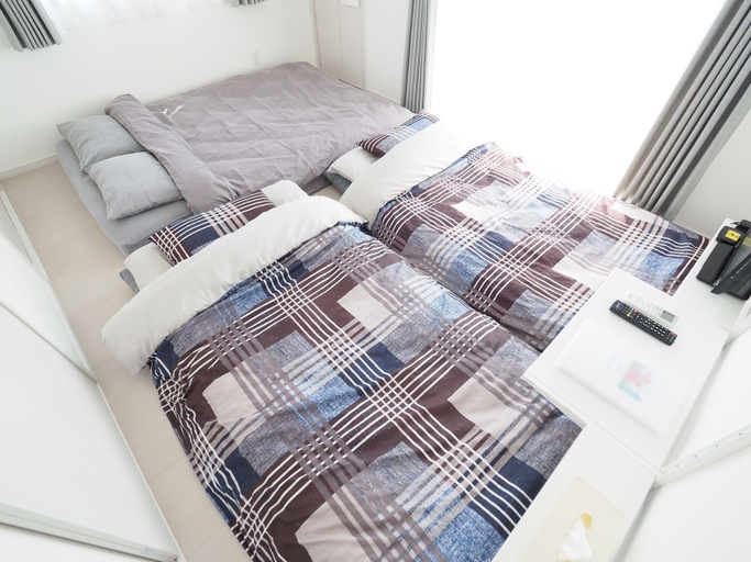 Bedroom 2, La Lumiere Oroku 503, Naha