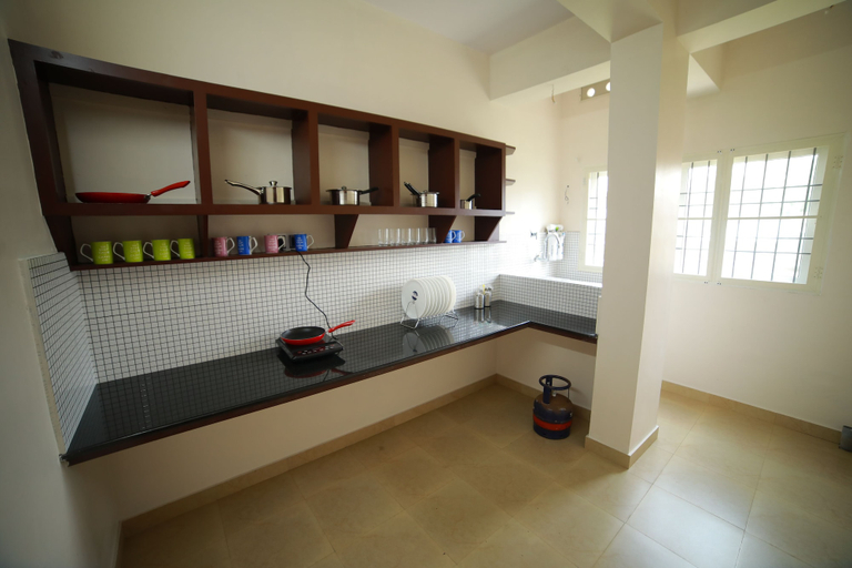 Others 5, Indeevaram Residency, Thiruvananthapuram