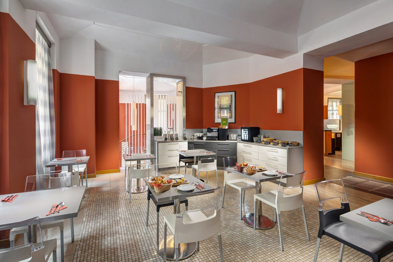 Food & Drinks 4, Mamaison Residence Belgicka, Praha 2