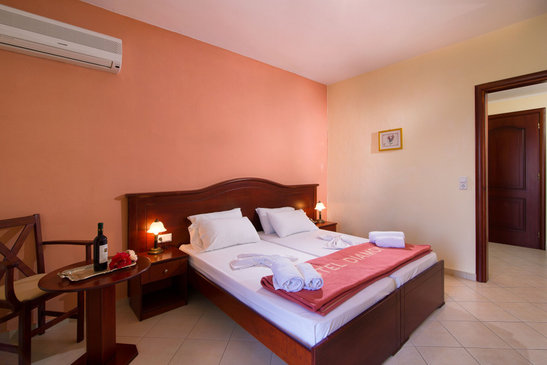 Bedroom 3, Diamond Hotel, East Macedonia and Thrace