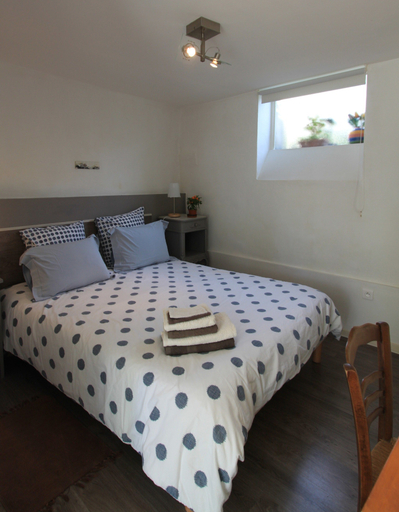 Bedroom 2, Chez Elise et Gabriel, Drôme