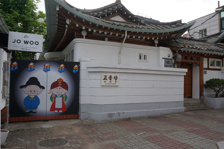 Go Woon Dang Hanok Guest House, Jongno