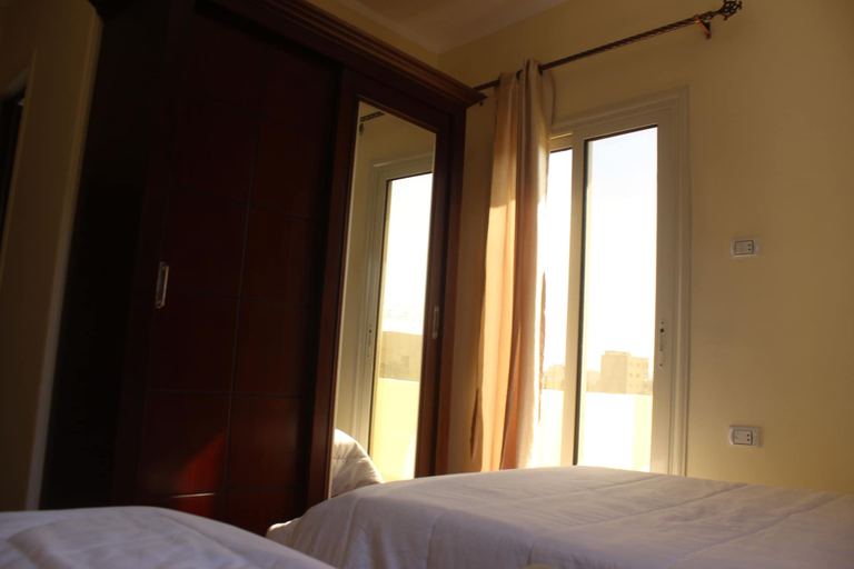 Bedroom 3, Royal pyramids Inn, Unorganized in Al Jizah