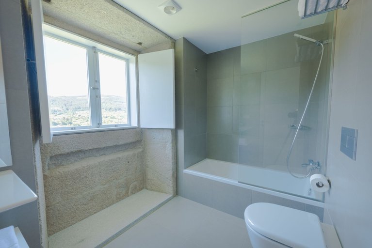Bathroom 5, Torre de Tebra, Pontevedra