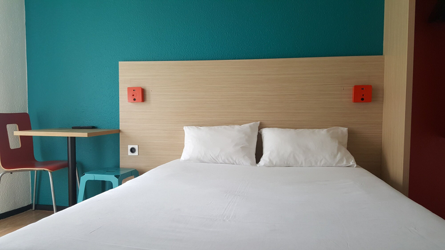 Bedroom 5, hotelF1 Cergy, Val-d'Oise