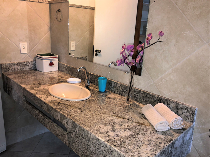 Bathroom 4, Ouro Sobre Azul Apart Hotel, Porto Seguro