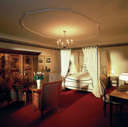 Bedroom 2, Romantik Hotel Wilden Mann, Luzern