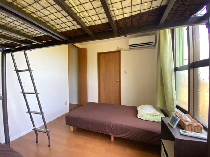 Bedroom 4, Agaitandygama, Miyakojima