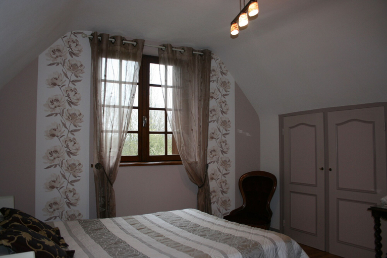 Bedroom 2, Chambres d'Hôtes La Gautraie, Manche