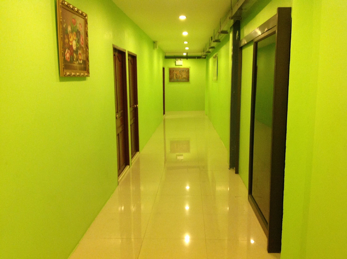 Others 5, Penang Palace, Khlong Toey