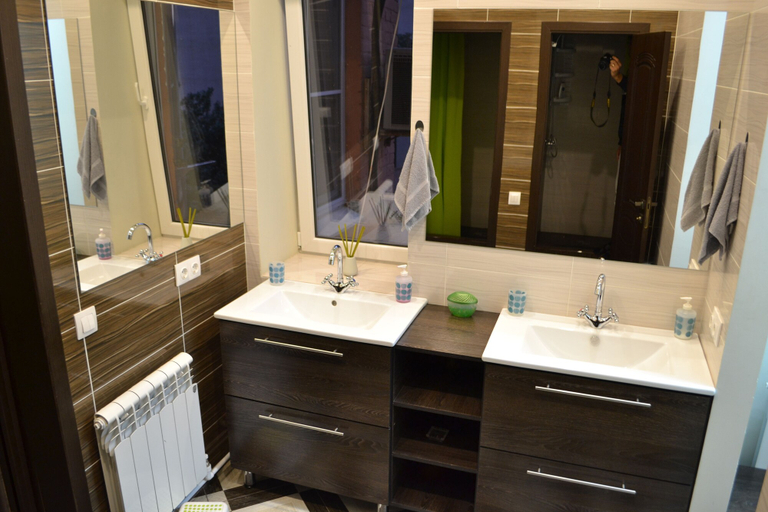Bathroom 4, Box Hotel Valiano, Aksayskiy rayon