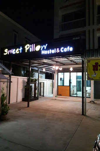 Exterior & Views, Sweet Pillow Hostel & Café, Don Muang