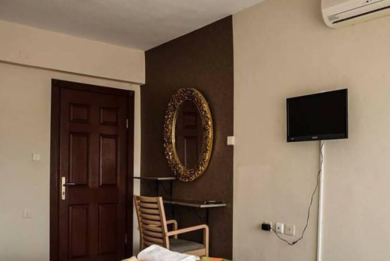 Bedroom 3, Seckin Motel, Ayvacık