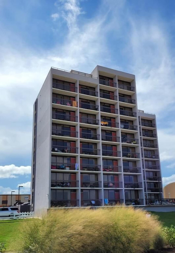 Exterior & Views 2, Breakers Resort Inn, Virginia Beach
