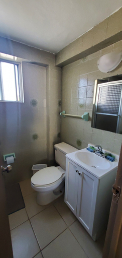 Bathroom 3, Hotel Golf Tijuana, Tijuana