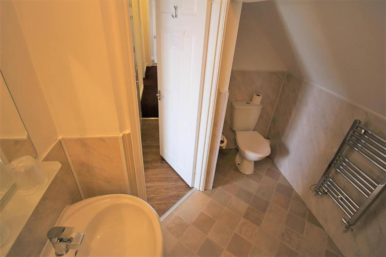 Bathroom 3, The Grand Hotel, Lincolnshire