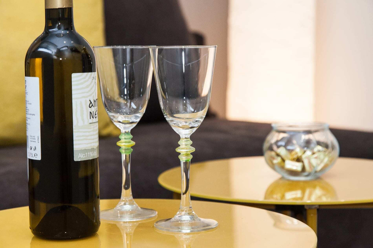 Food & Drinks 5, Renovated Gem in Zografou, Attica