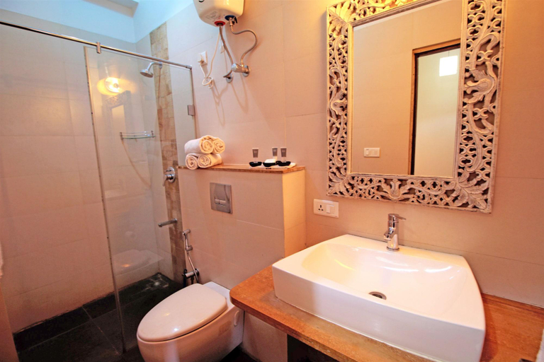 Bathroom 4, Mulberry Suites, North Goa