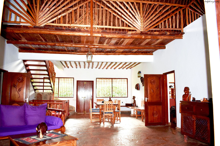 Others 4, Fabio House, Msambweni
