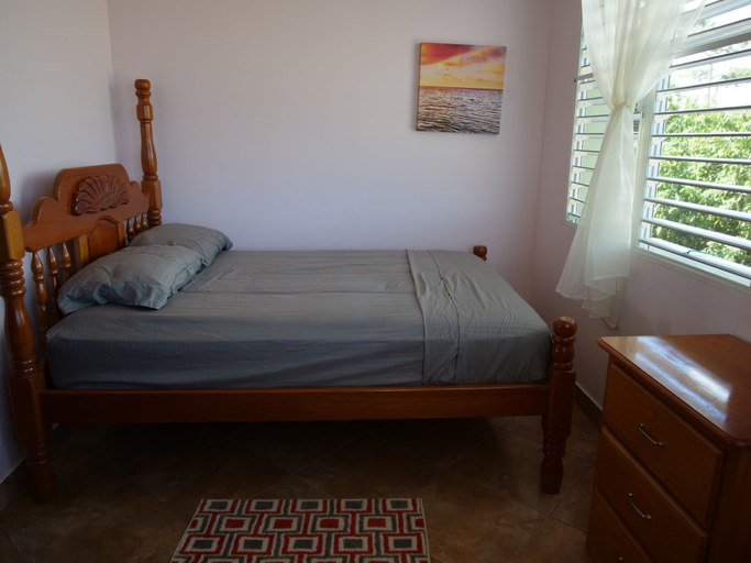 Bedroom 2, Savannah Sand Dollar
