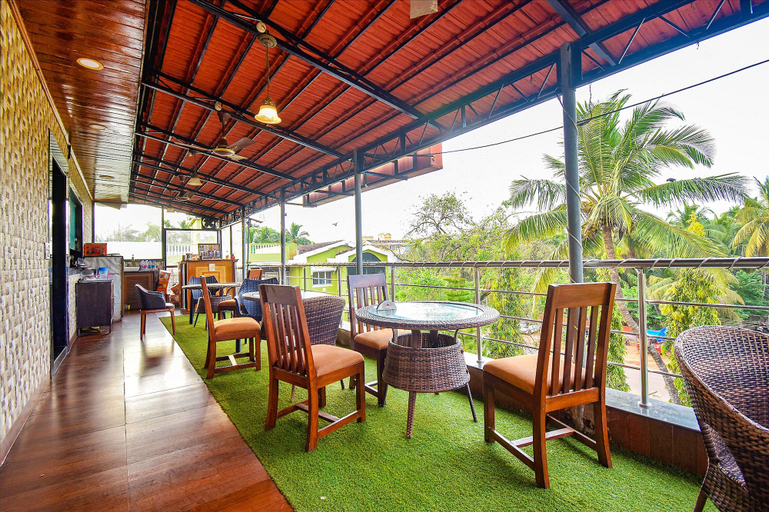 Food & Drinks 3, FabExpress Ocean Residency, Colva, South Goa