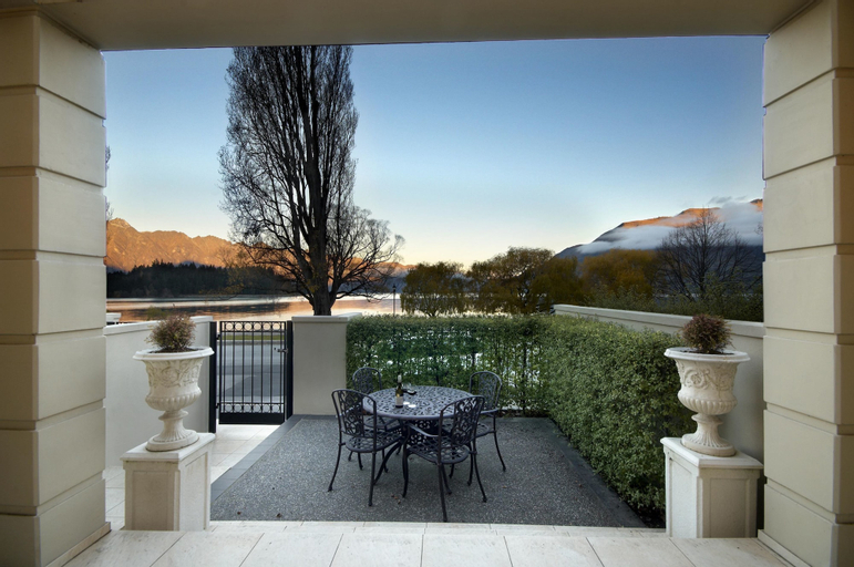 Esplanade Queenstown by Staysouth, Queenstown-Lakes