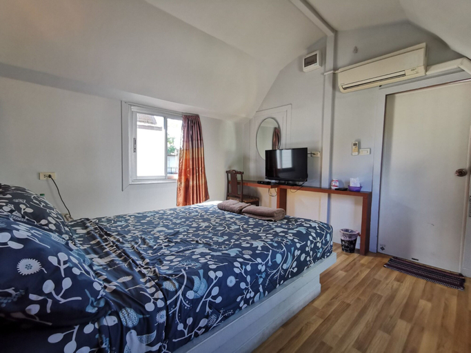 Bedroom 3, De Coco House, Si Racha