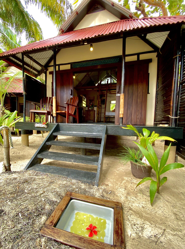 Exterior & Views 2, Little Corn Beach and Bungalow, Laguna de Perlas