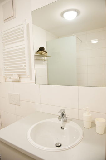 Bathroom 4, Boardinghouse Neustadt, Kelheim