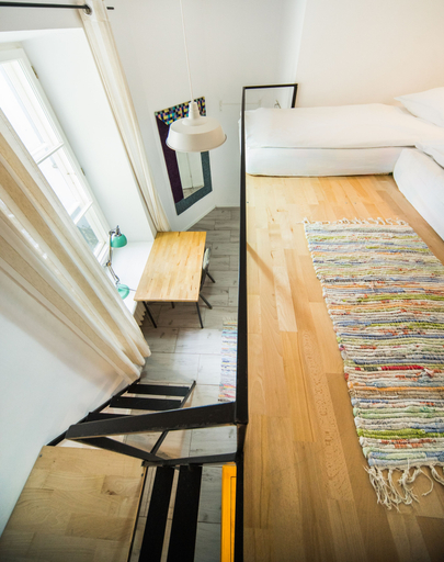 Bedroom 4, Old Town Kanonia Hostel & Apartments, Warsaw