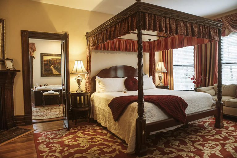 Bedroom 2, Biltmore Village Inn B&B, Buncombe