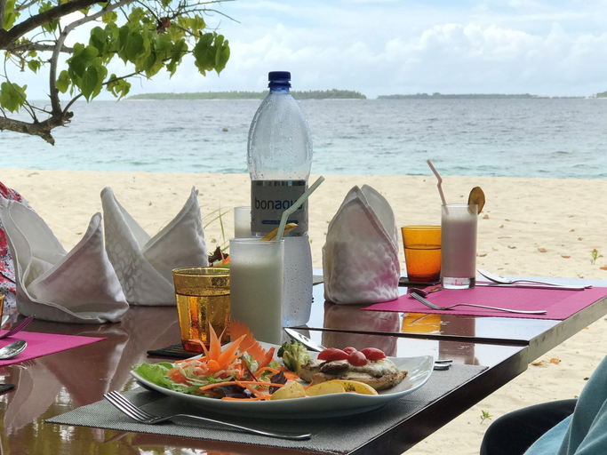 Food & Drinks 5, LVIS blancura, Baa Atoll